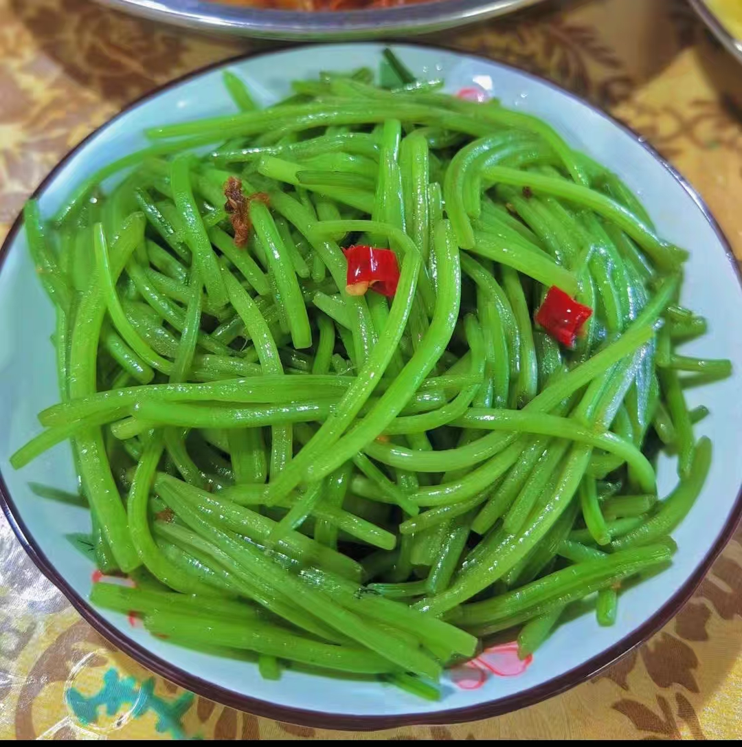 新鲜农家红薯杆脆嫩好吃凉拌菜即食下饭美味下饭当季新货