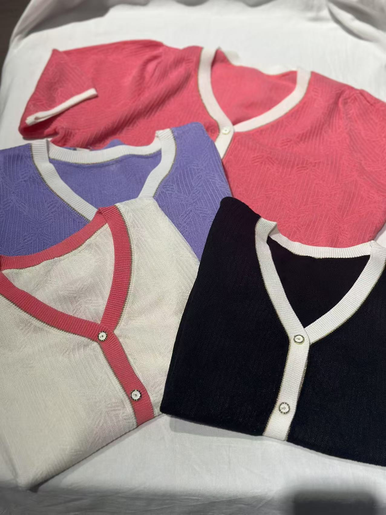 【欧琲】B050#V领撞色针织提花短袖