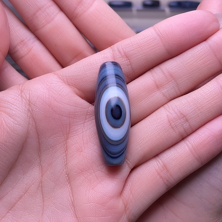 健***氮玛瑙/玉髓未镶嵌颈饰