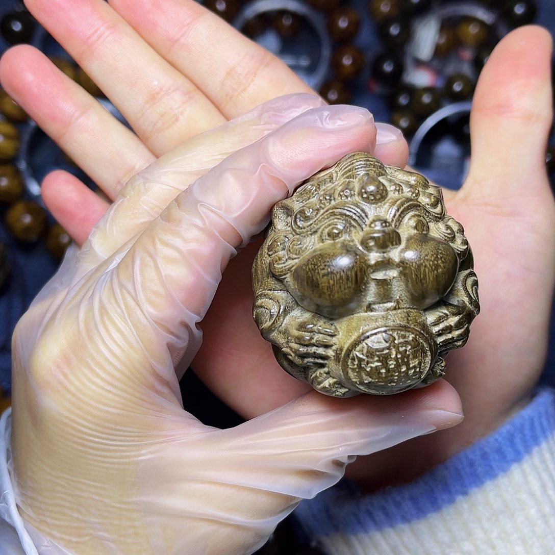 手串/手链楠木（金丝楠）手把件貔貅