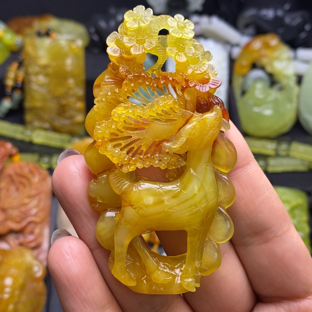 蛇纹石玉颈饰未镶嵌謙****)