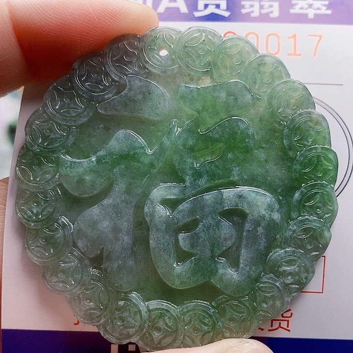 吊坠(不含链)未镶嵌翡翠