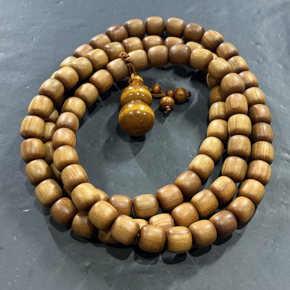 E3 老山檀香1.1cm多圈手串