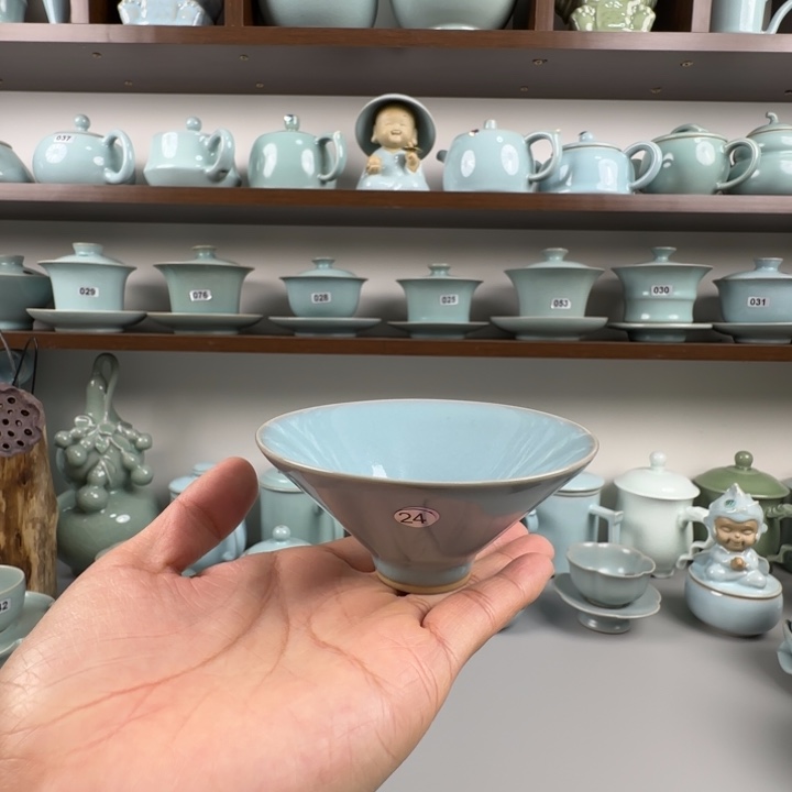 摆件汝瓷斗笠杯圈足烧天青釉