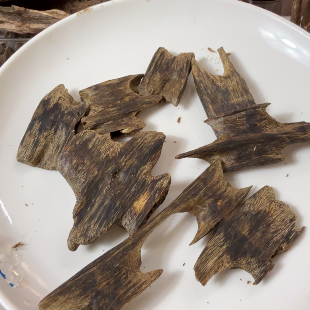 老***洪沉香沉香碎屑张勺子54克