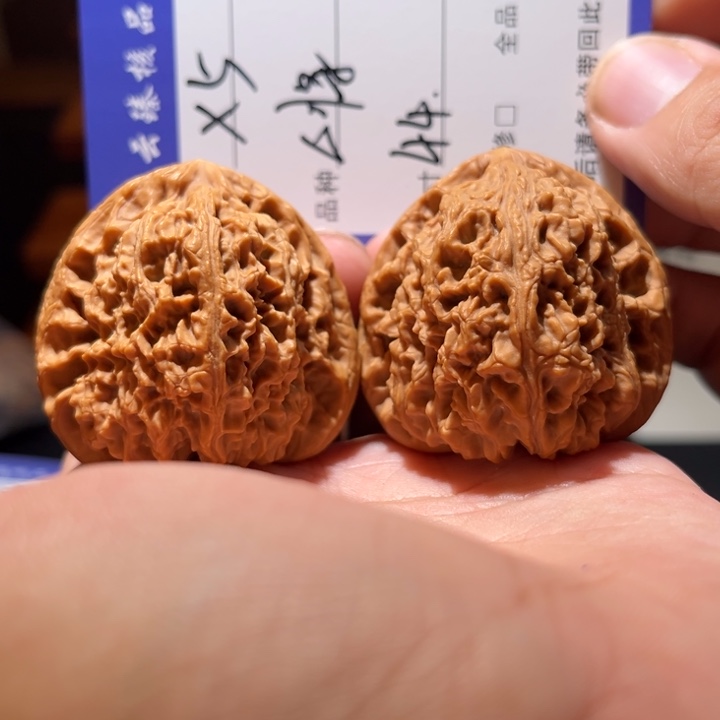 文玩核桃吊坠文玩