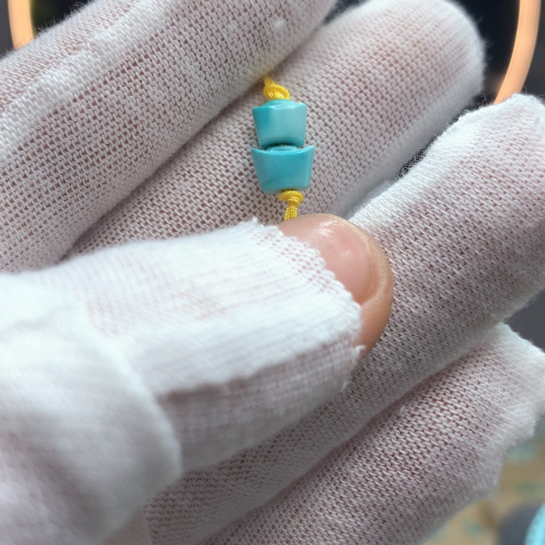 绿松石未镶嵌挂件