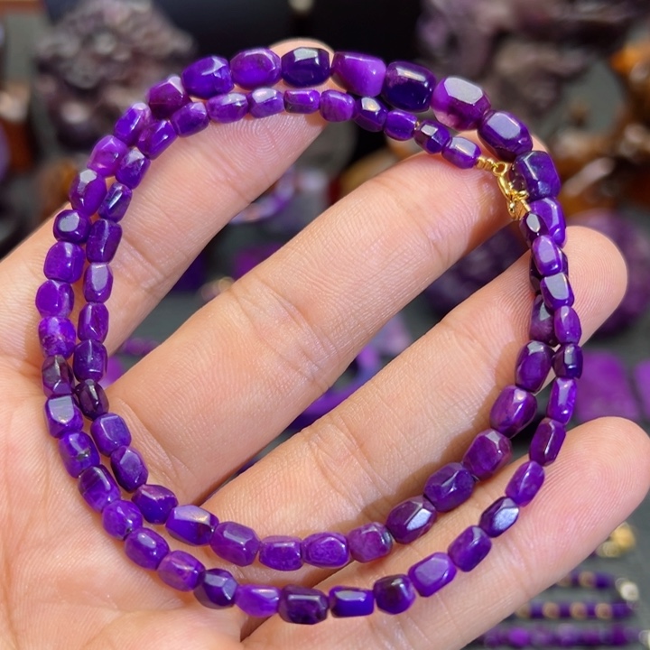 苏纪石（舒俱来）项链18K金镶嵌