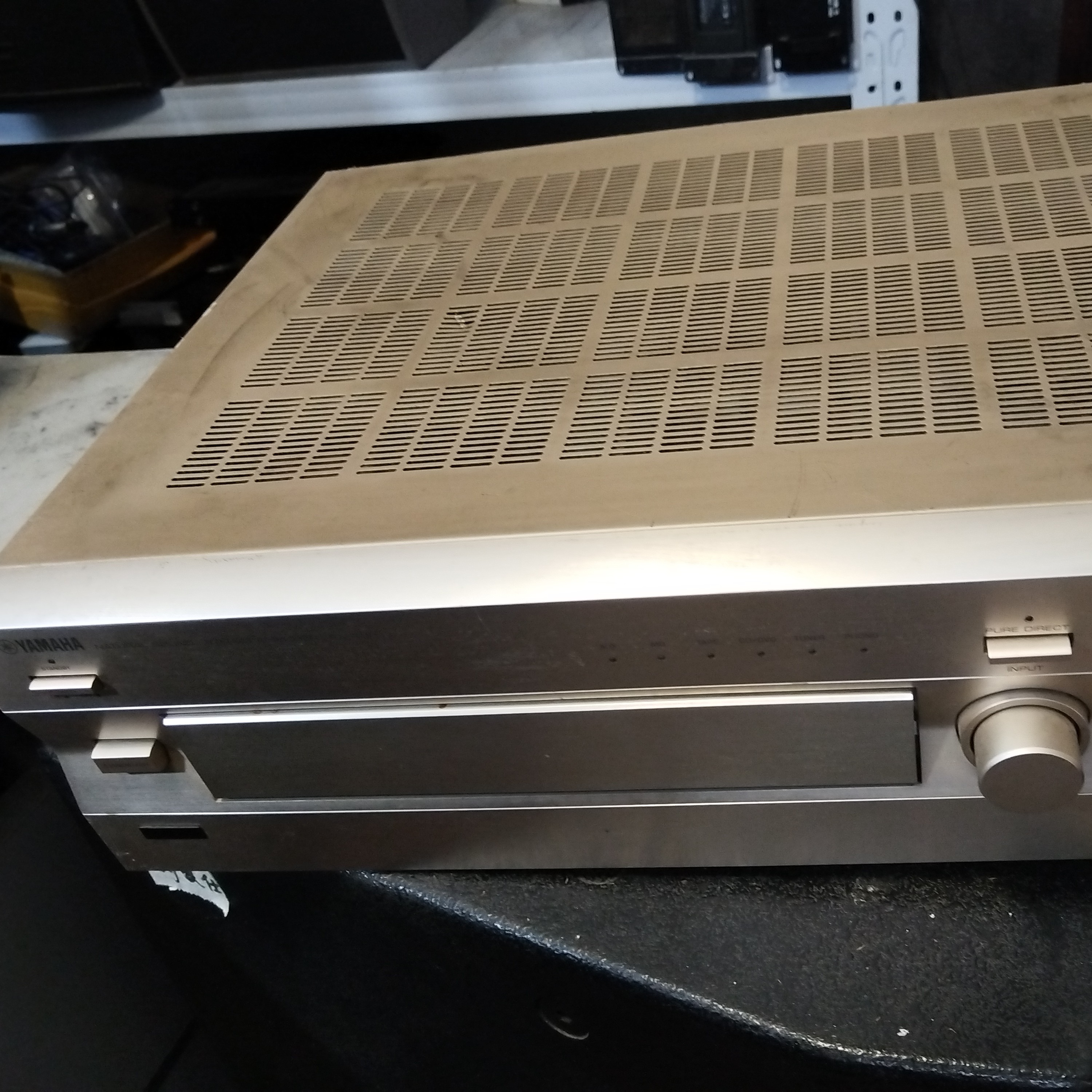 8新  雅马哈功放一台，不包邮费，不支持七天无理由退货