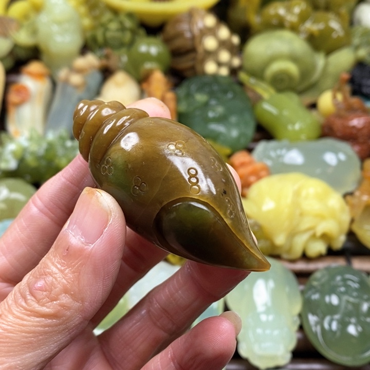 蛇纹石玉手把未镶嵌