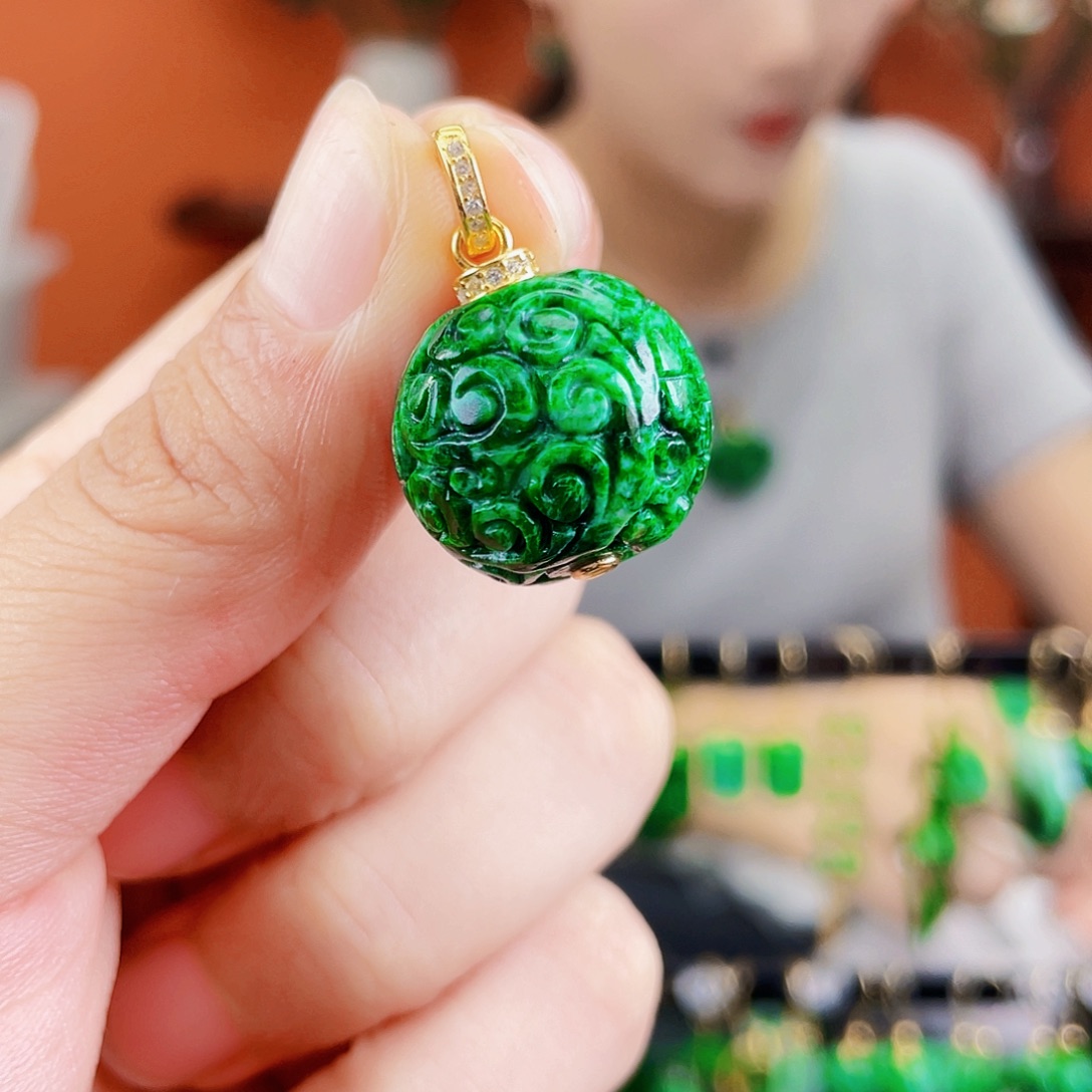 翡翠未镶嵌耳饰饰品