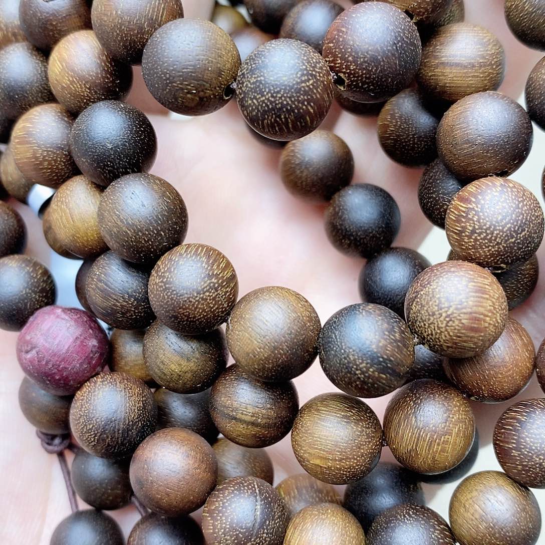 沉香沉香碎屑越南富森铁锈红红土沉1.0规格16号