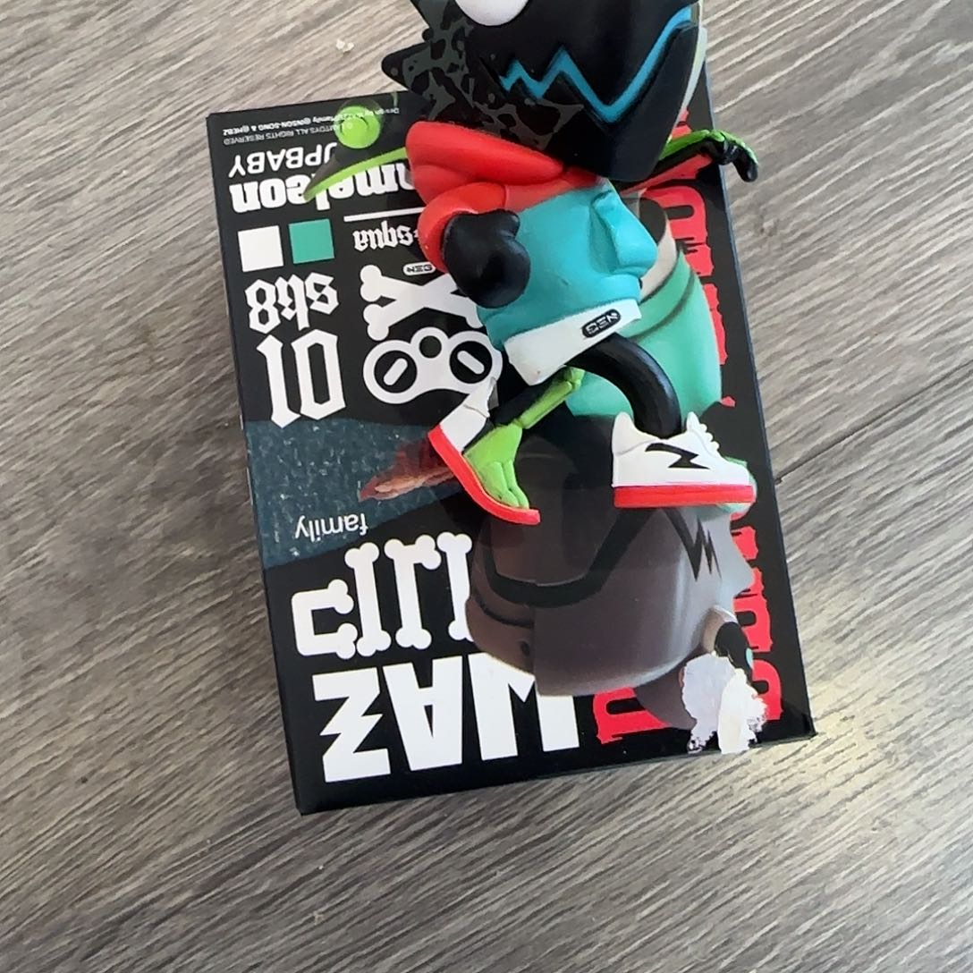 变色龙隐藏一个全新