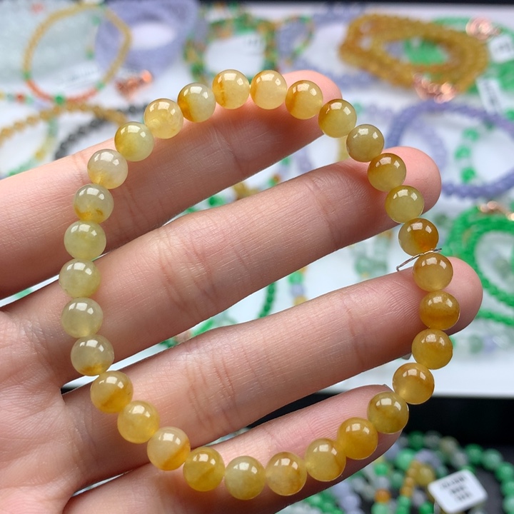 翡翠手镯未镶嵌卡
