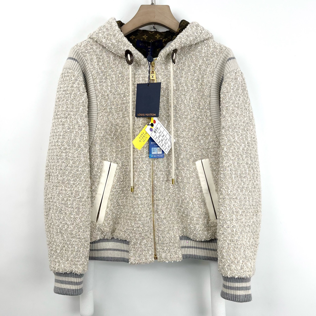 全新未使用 LouisVuitton/路易威登 42码/老花内里粗花呢外套1009