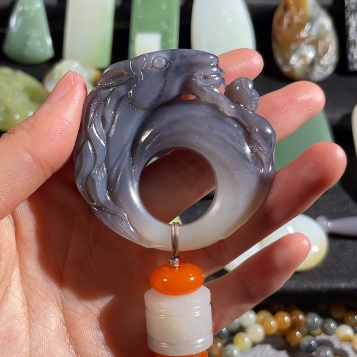 和田玉颈饰未镶嵌