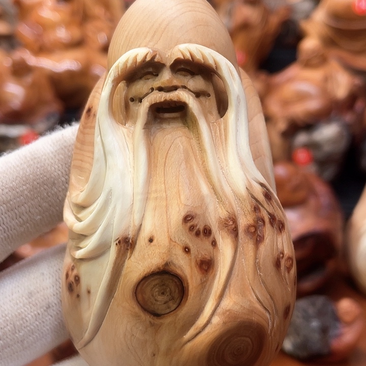 柏木（崖柏）Jjjjjjjjhhhhhhhhhjjj