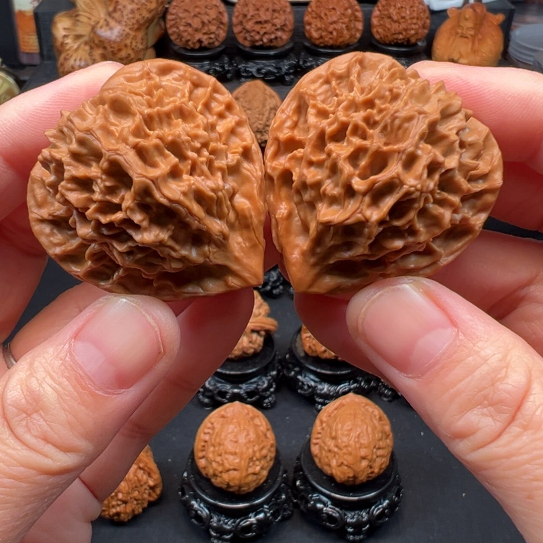 文玩核桃吊坠39珊瑚塔