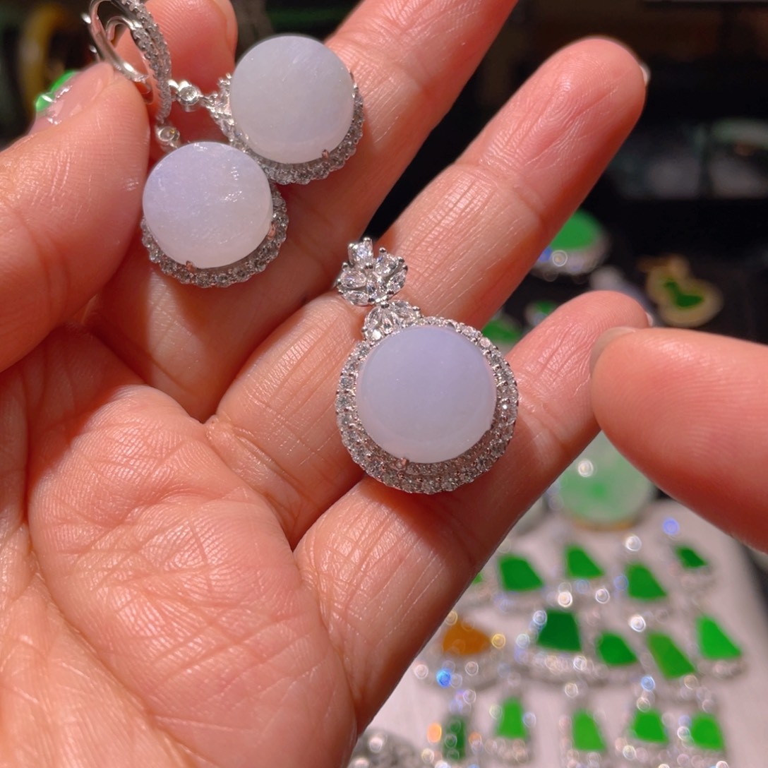 翡翠颈饰银S925镶嵌精品