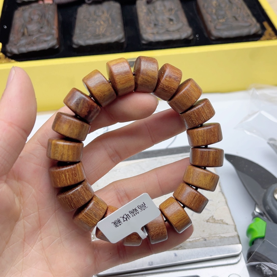 沉香香囊沉香富森红土