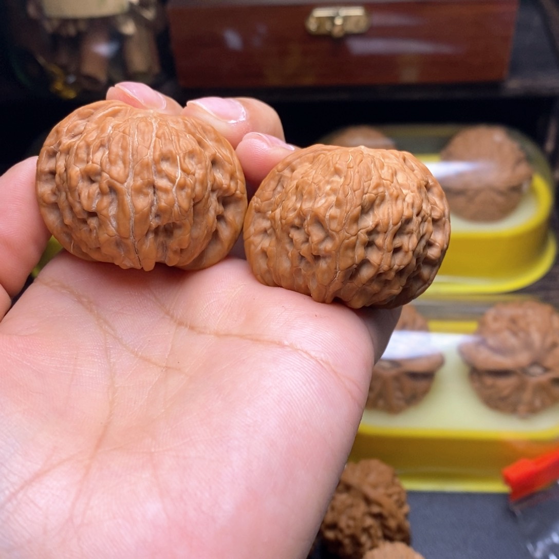 文玩核桃把件磨盘40差尺全品