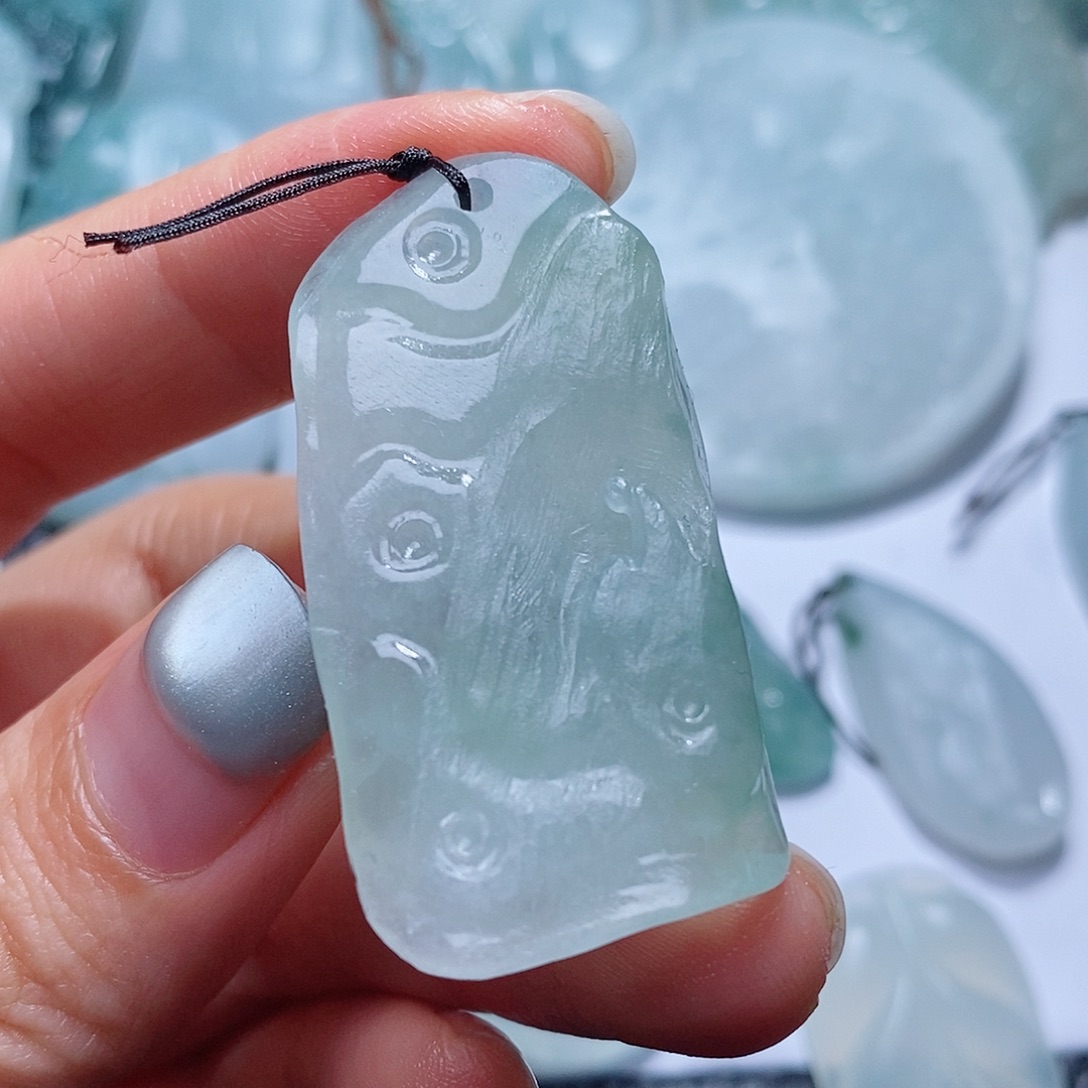 定制翡翠未镶嵌毛货付款后确认抛光