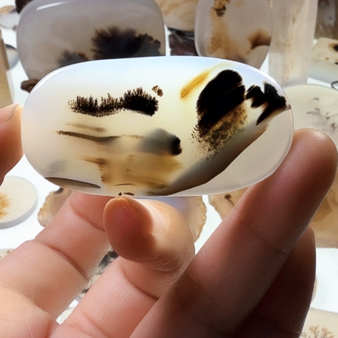 玛瑙/玉髓未镶嵌珠宝半成品