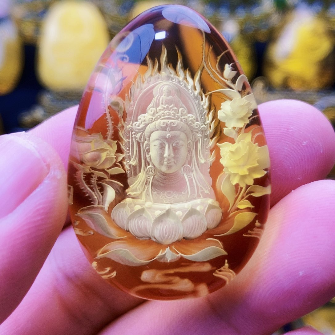 【闪购商品】血珀颈饰未镶嵌琥珀阴雕