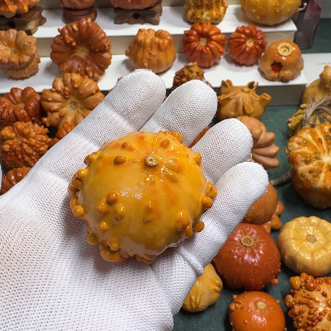 青***禾墨西哥七彩葫芦小疙瘩手把件精品