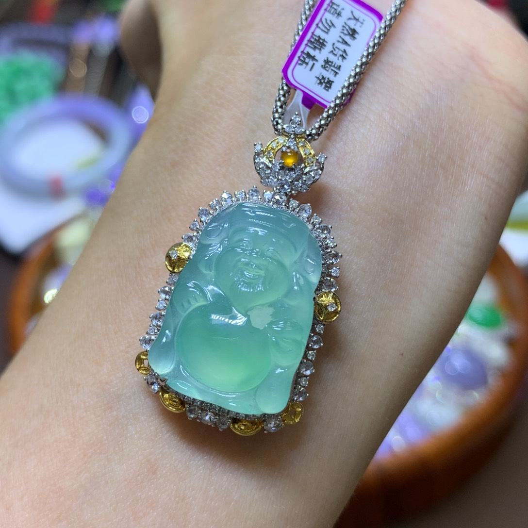 【闪购商品】翡翠颈饰18K金镶嵌翡翠