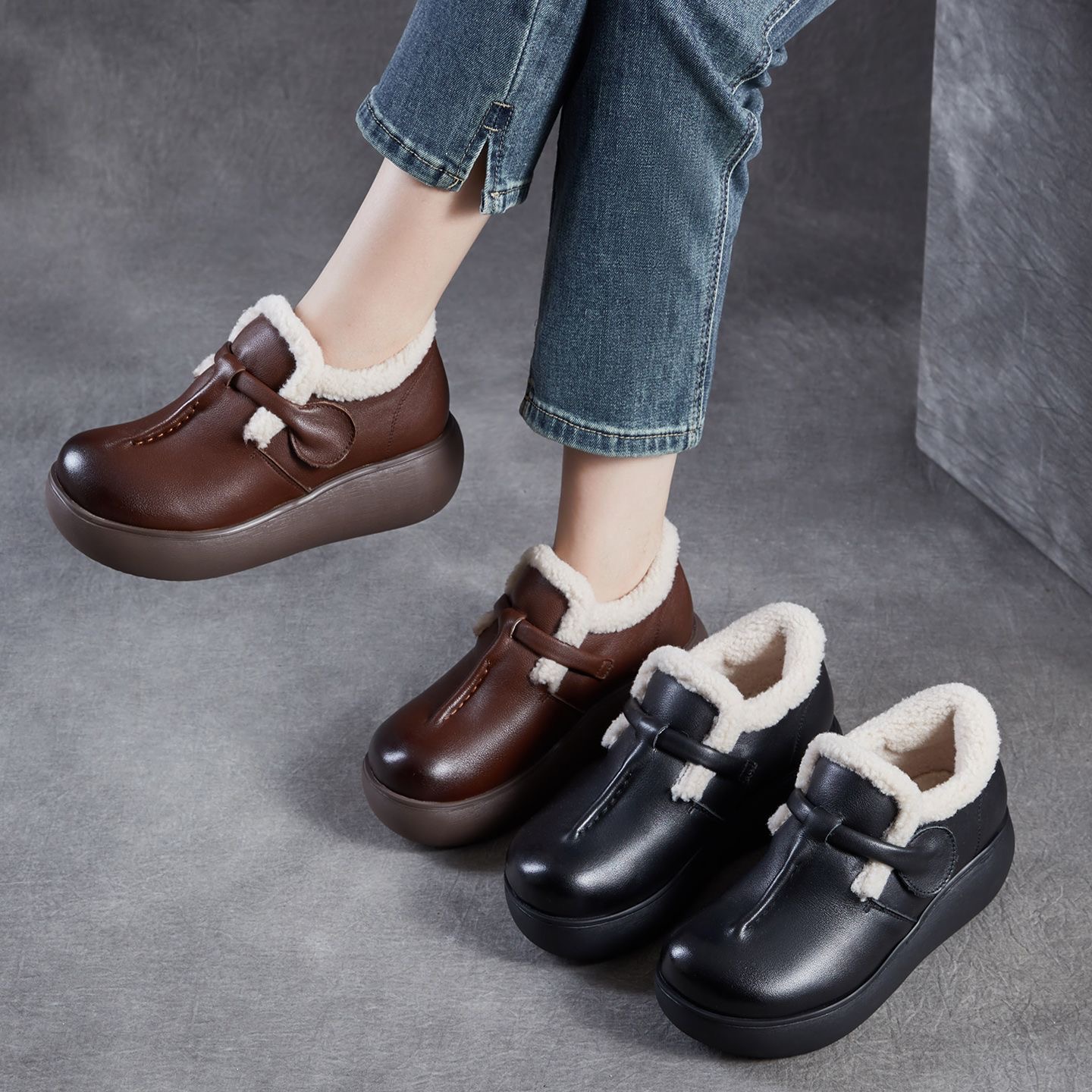 流光风冬季加绒新款厚底小皮鞋妈妈鞋软底单鞋中老年防滑12.13-7