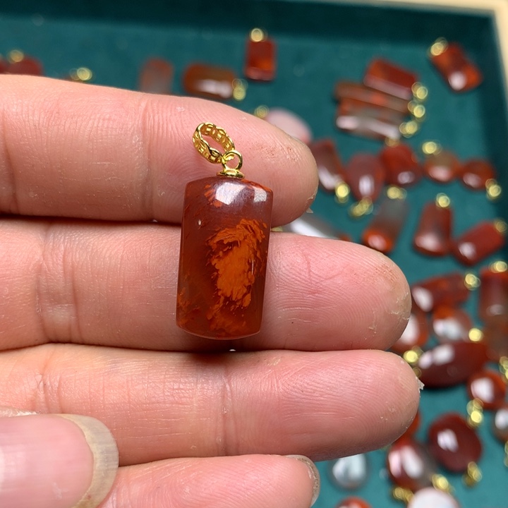 南红玛瑙吊坠(不含链)银S925镶嵌维*