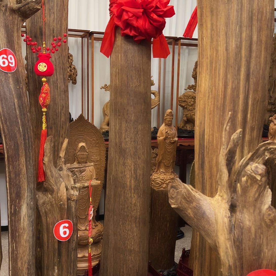 沉香摆件吴*宜沉香摆件