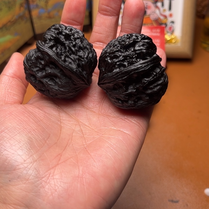 核桃地闷文玩手把件平谷奥迪 18