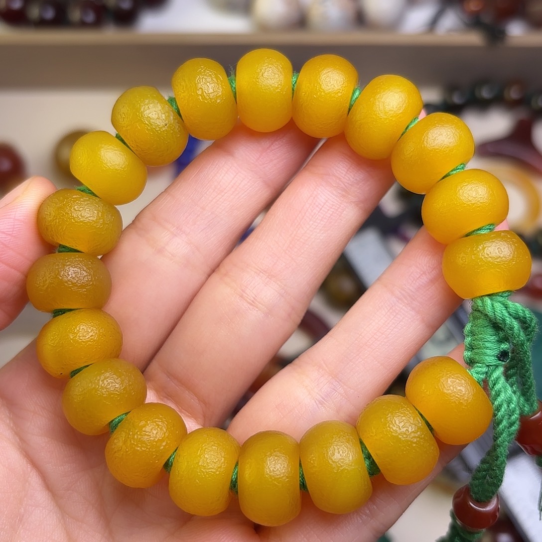 桃***幺玛瑙/玉髓未镶嵌颈饰