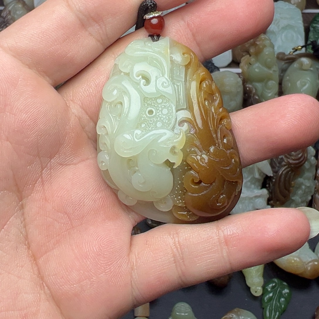 和田玉未镶嵌挂件