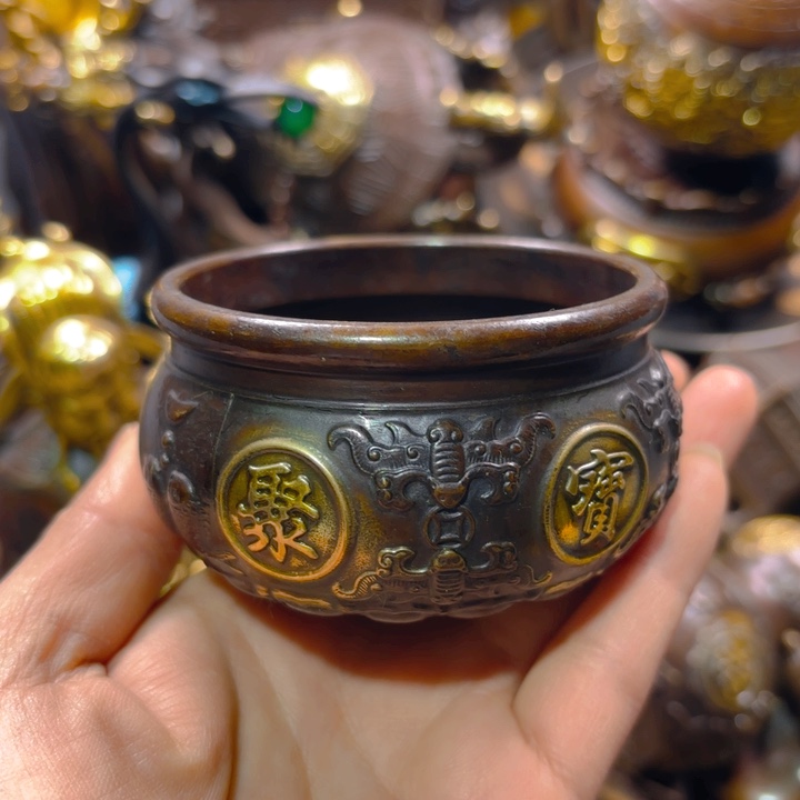 铜器摆件收收藏藏