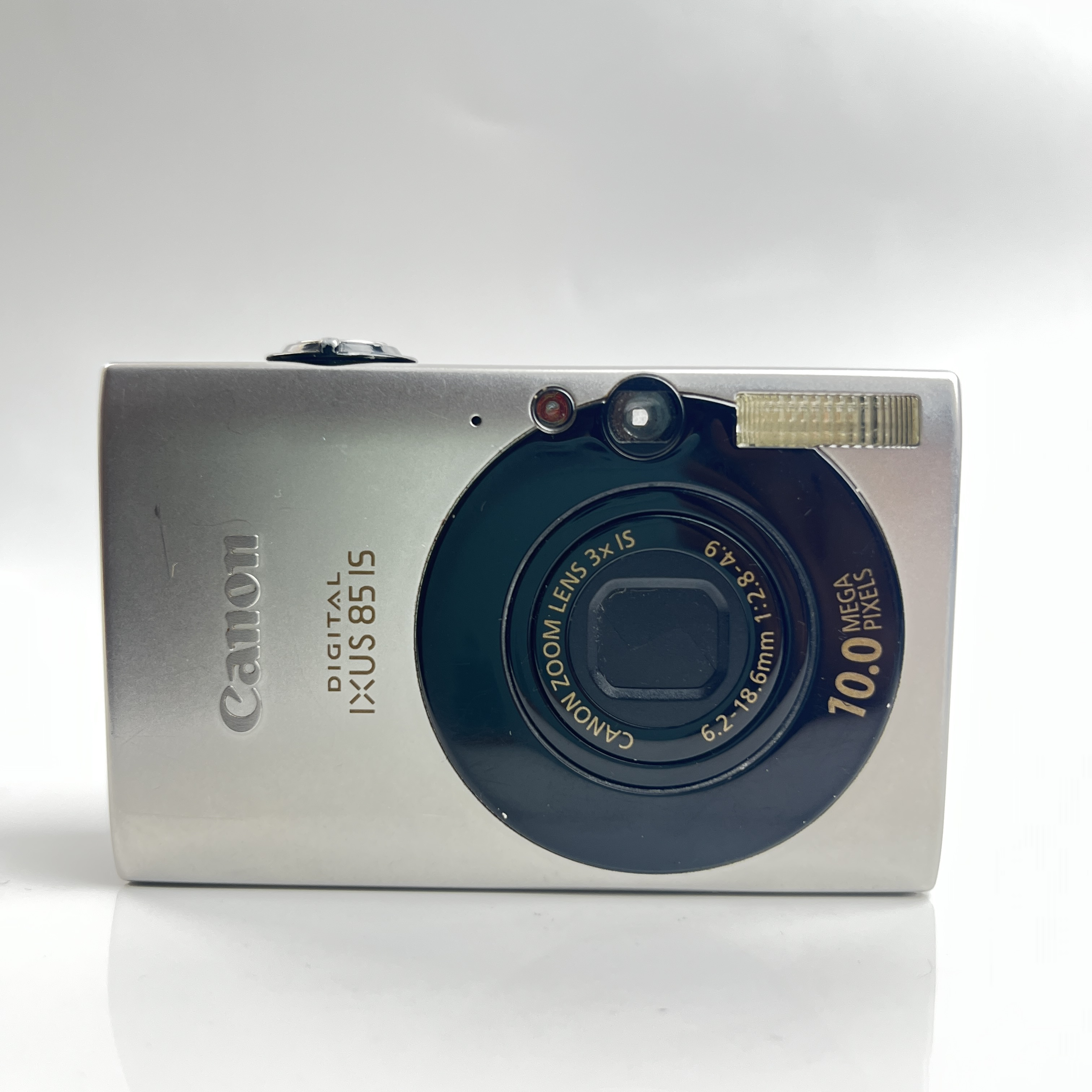 95新 Canon/佳能 ixus85银1000 万像素3变焦ccd数码相机