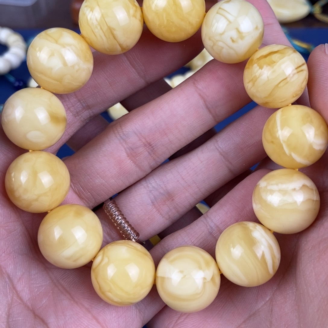 蜜蜡裸石未镶嵌蜜蜡