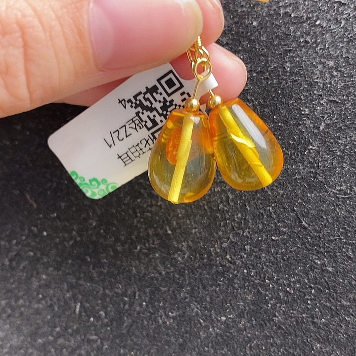 琥珀未镶嵌珠宝奇石