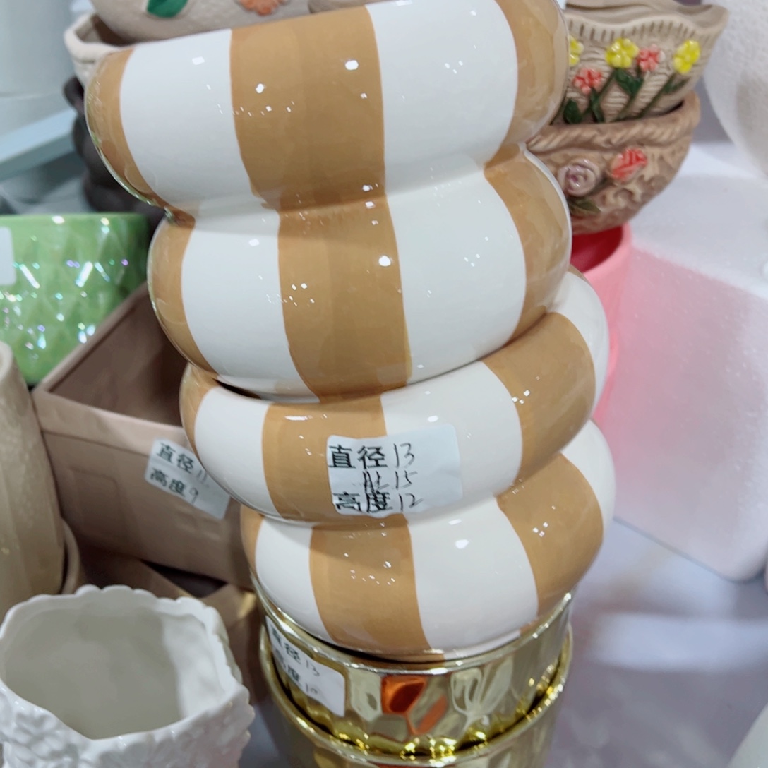 有孔，陶瓷花盆满10米包邮发货