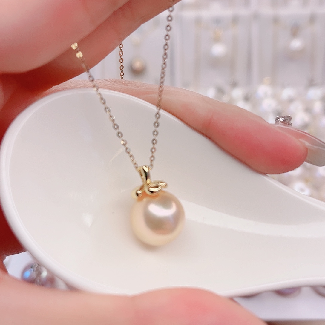 淡水珍珠吊坠(赠链)未镶嵌