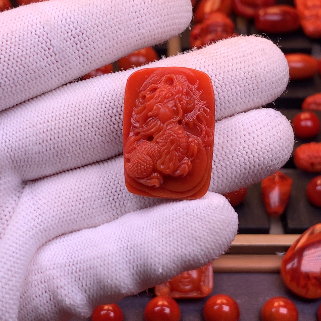 南红玛瑙未镶嵌川料麒麟牌子20.8mm
