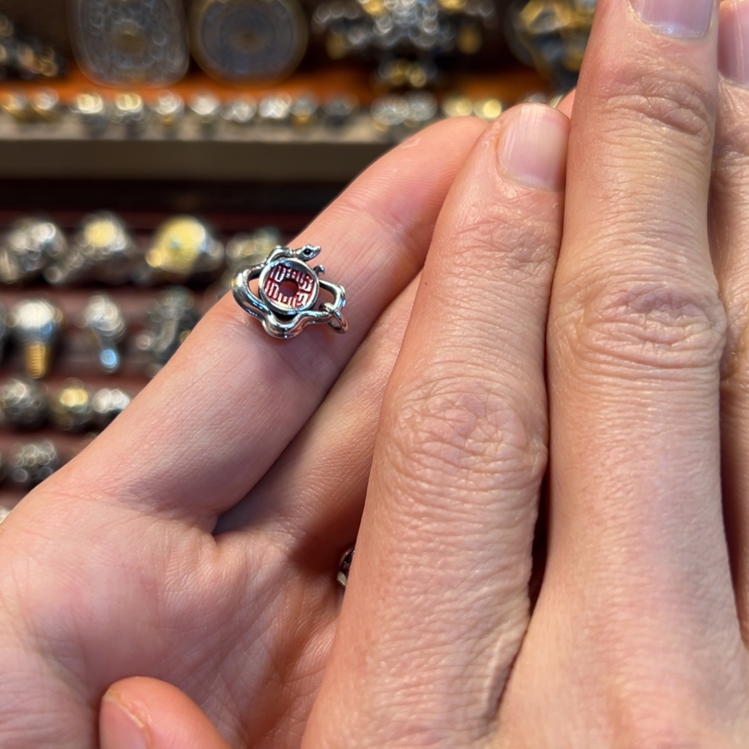 足银搭配示范白色