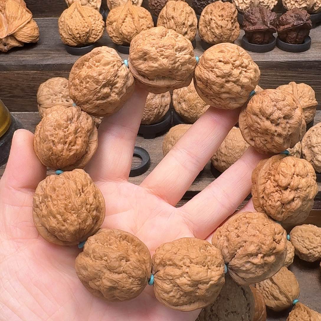 文玩核桃吊坠5血舍利手持32尺寸