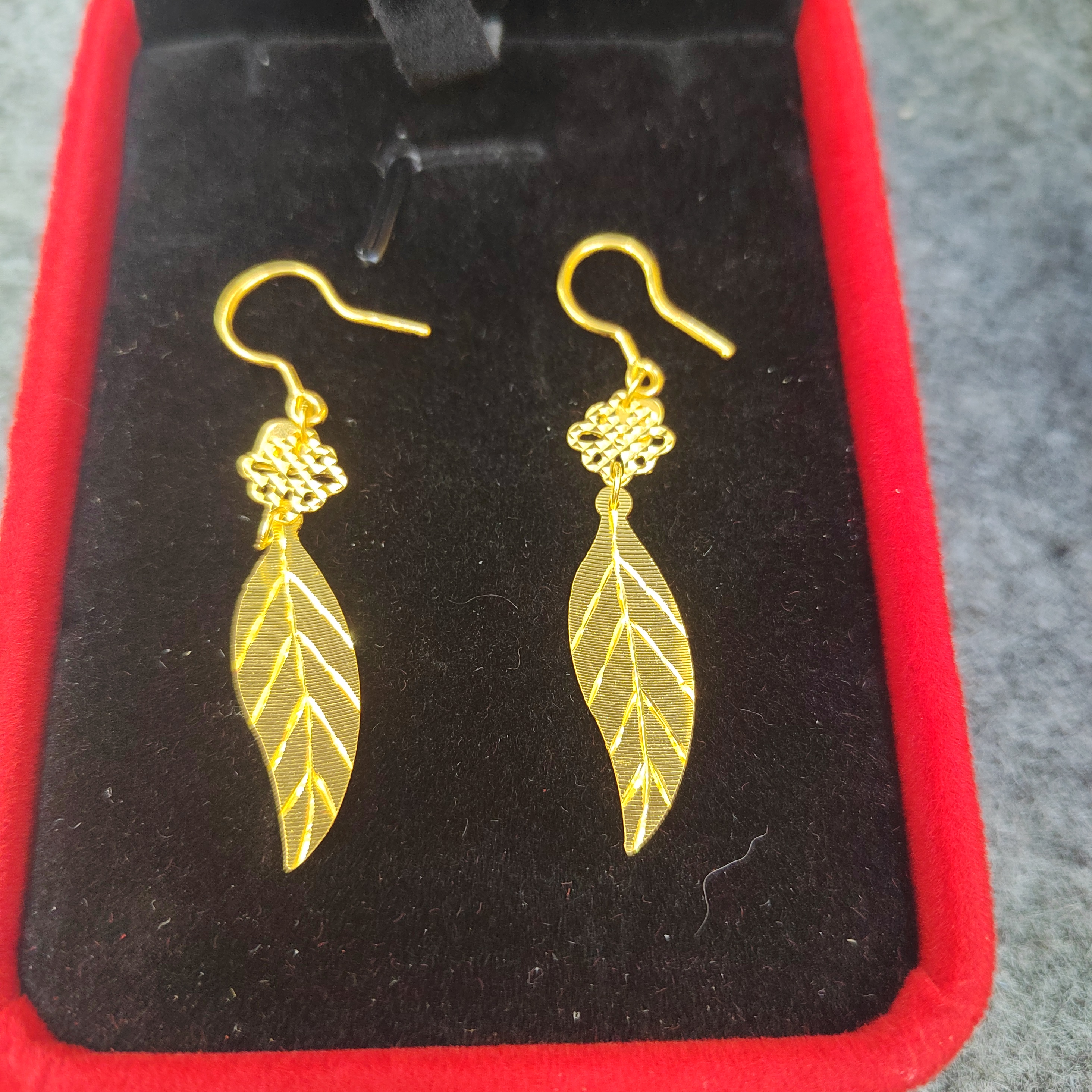 足金树叶挂钩耳环 假一赔十 抖音 国检证书有费用  理性下单