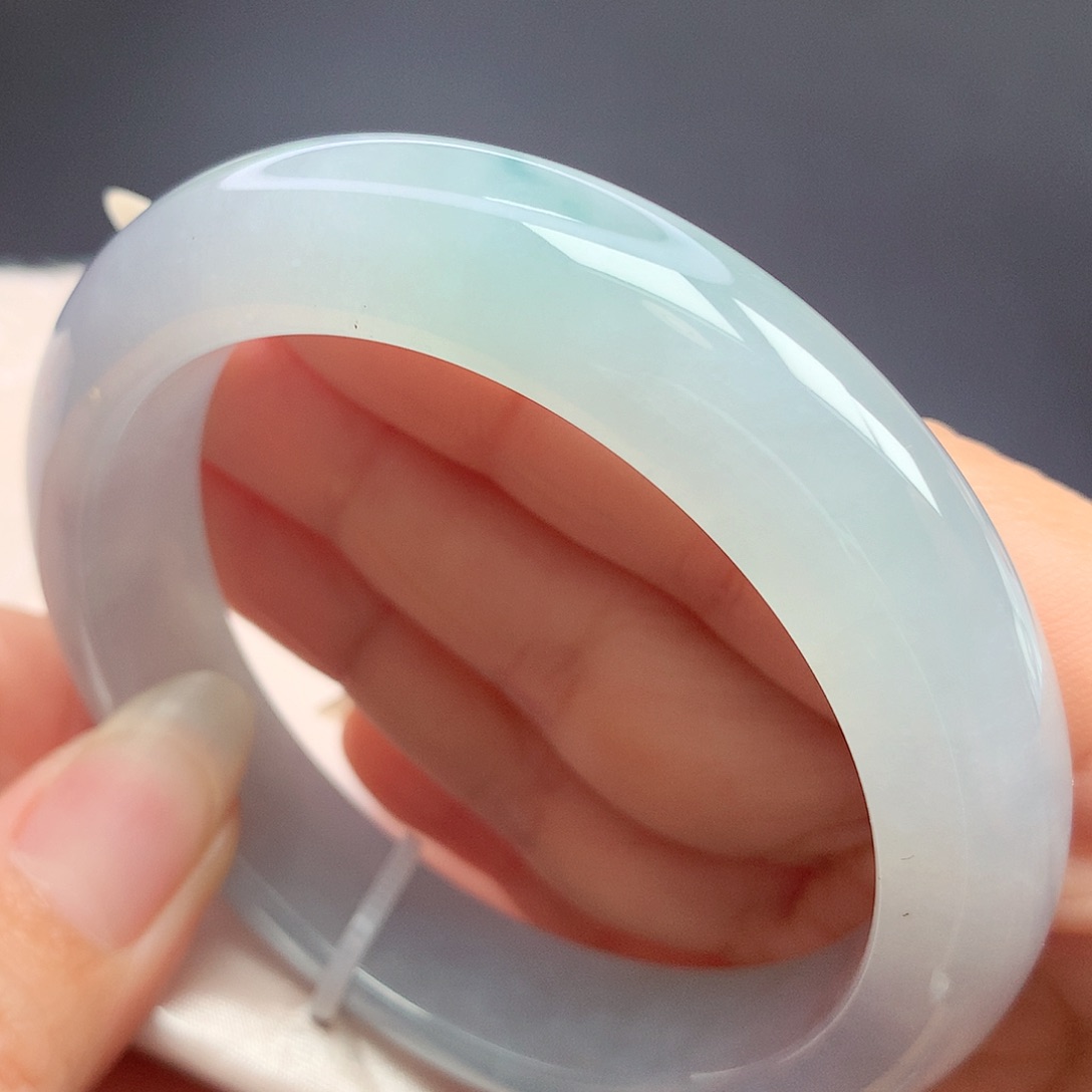 翡翠未镶嵌手镯55.6圈口