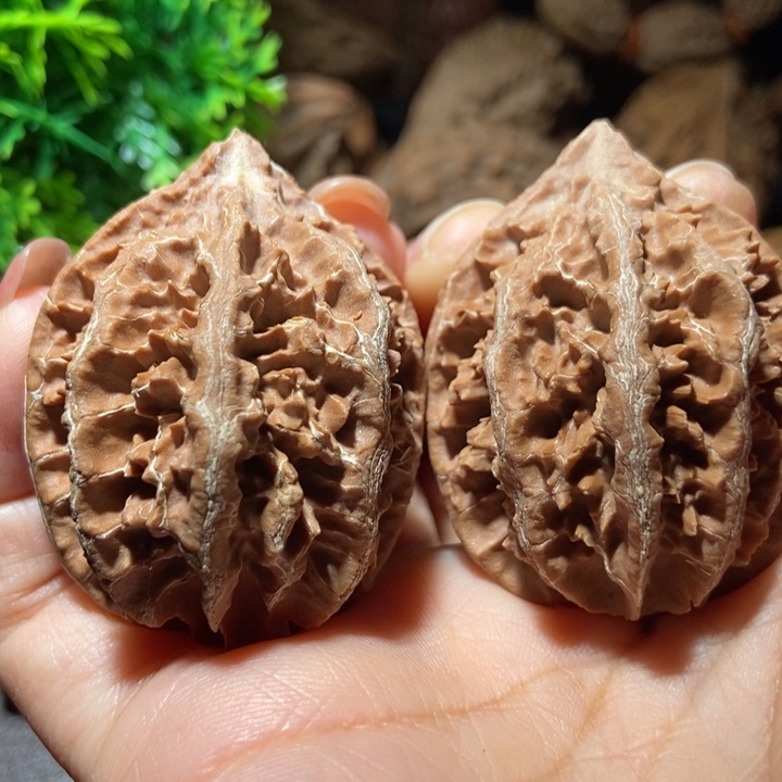 把件文玩核桃东北楸子小雪183