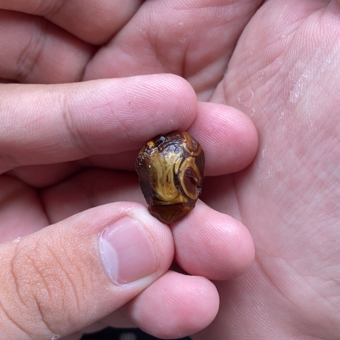 ****-定制琥珀未镶嵌定制