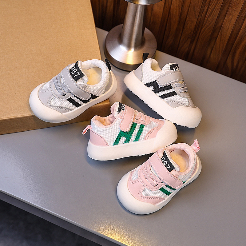 2025宝宝软底学步鞋春秋季新款男女小童运动鞋1一2岁婴儿单鞋